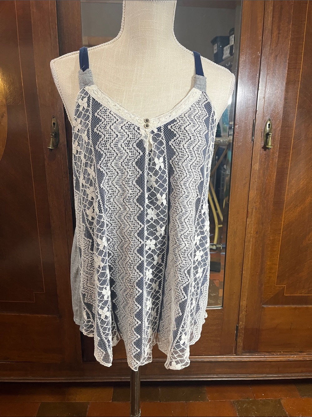 Rewind size NWT LARGE navy and gray tank top with lace overlay 3241